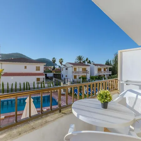 Yourhouse Venecia 2*
